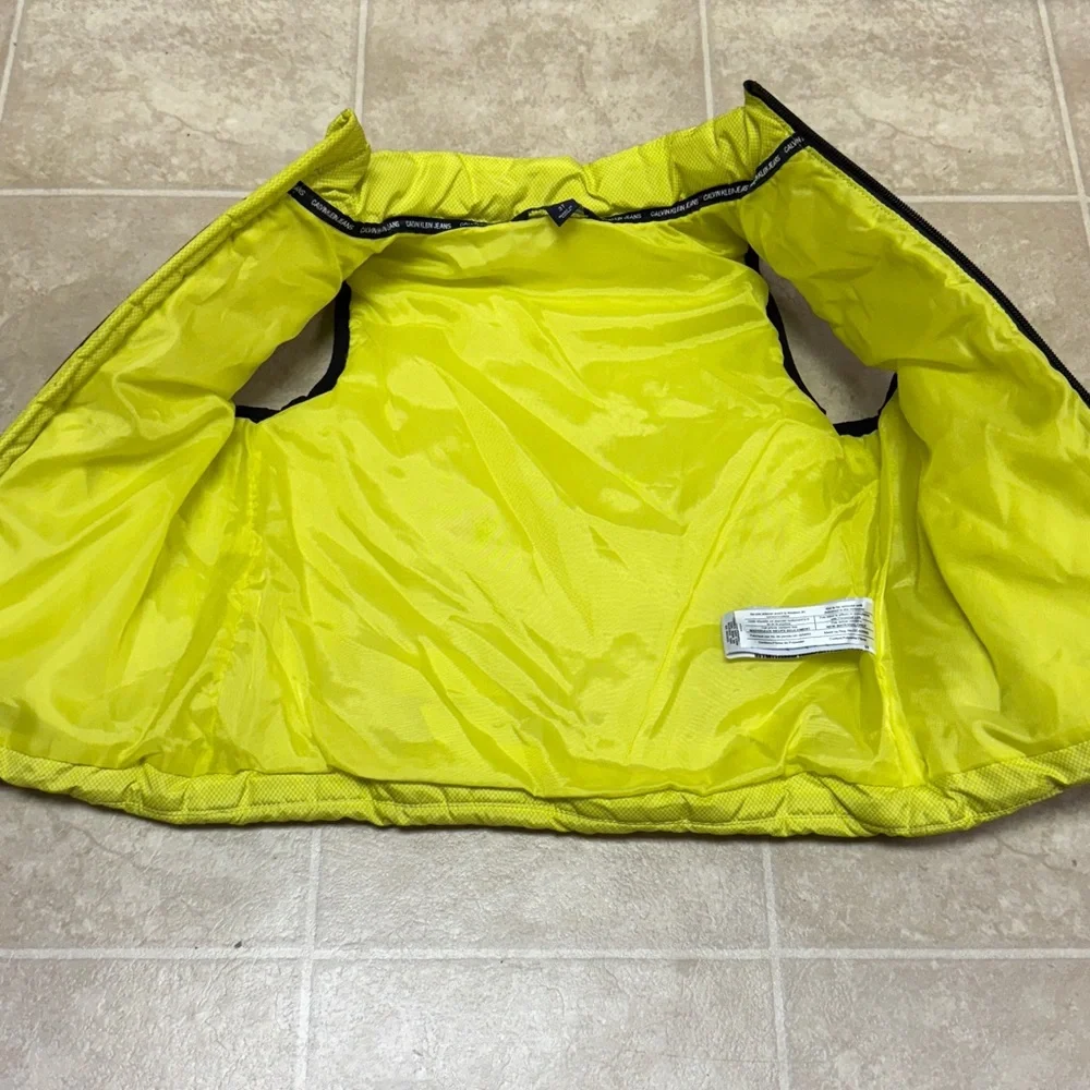 Calvin Klein toddler boys vest size 3T - Picture 3 of 5